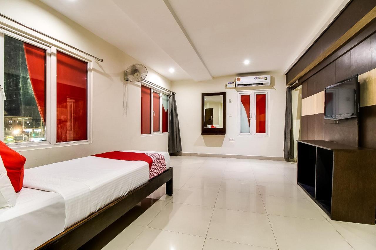 Oyo Flagship 9115 Hotel Udayee International Tirupati Exterior foto